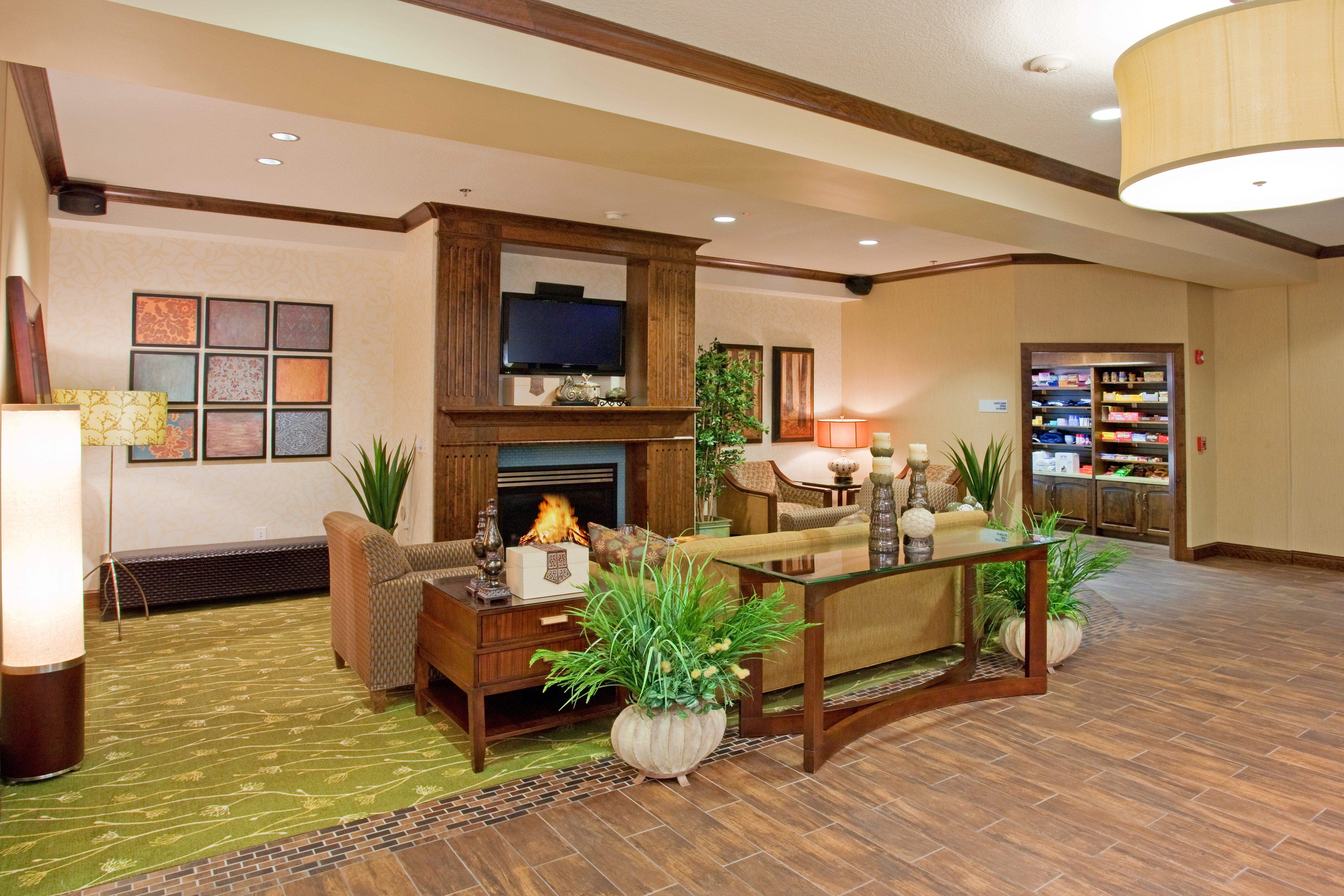 Holiday Inn Express & Suites Logan By Ihg Exteriér fotografie