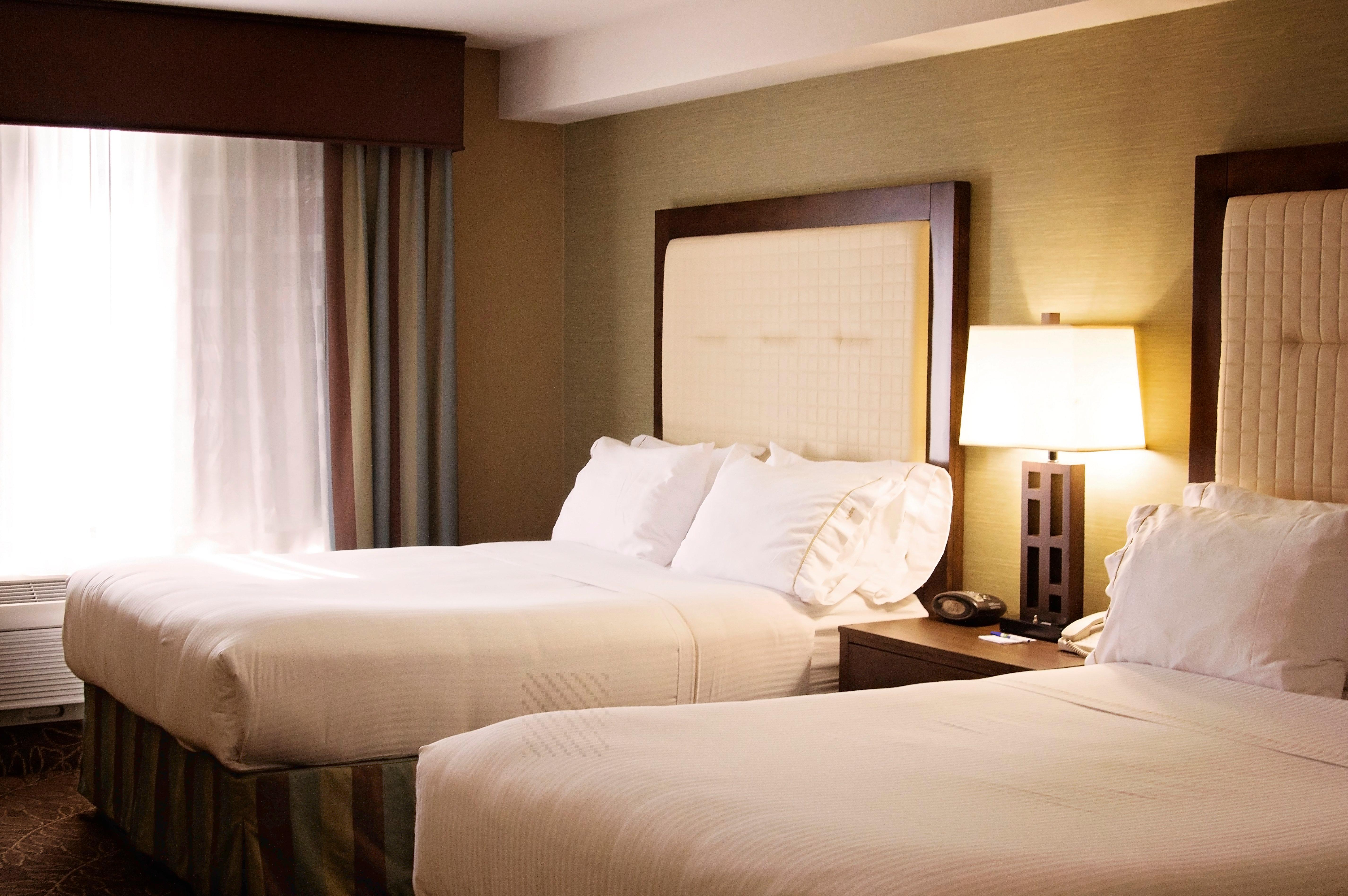 Holiday Inn Express & Suites Logan By Ihg Exteriér fotografie