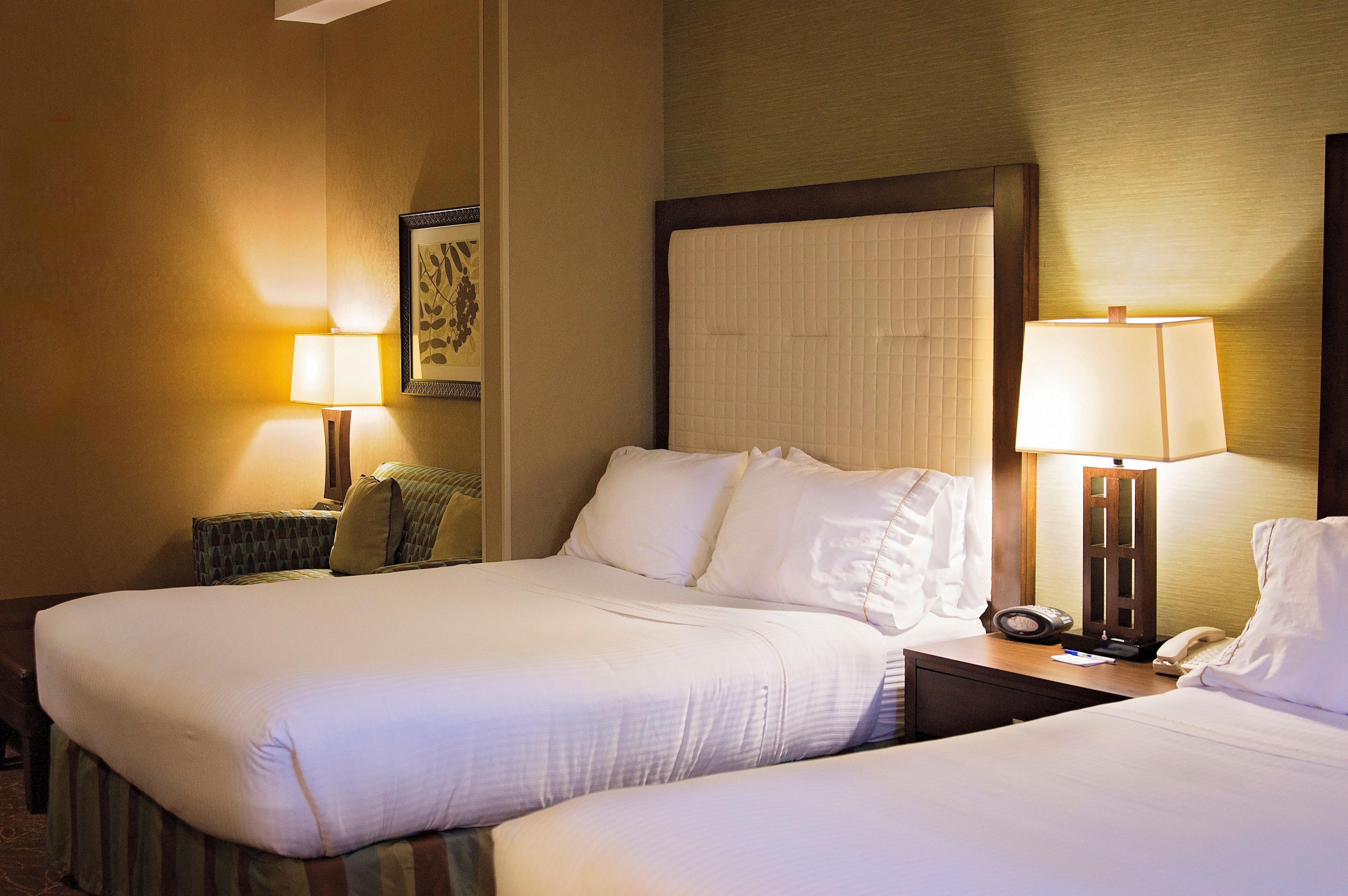 Holiday Inn Express & Suites Logan By Ihg Exteriér fotografie